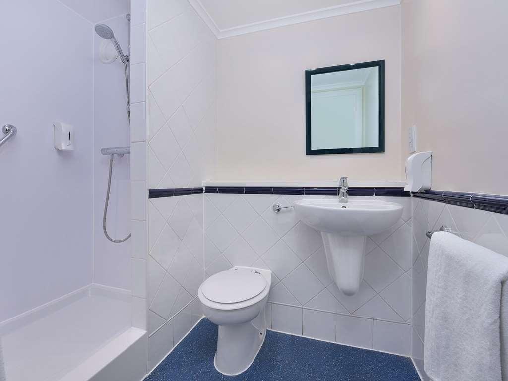 Travelodge Birmingham Kingswinford Δωμάτιο φωτογραφία